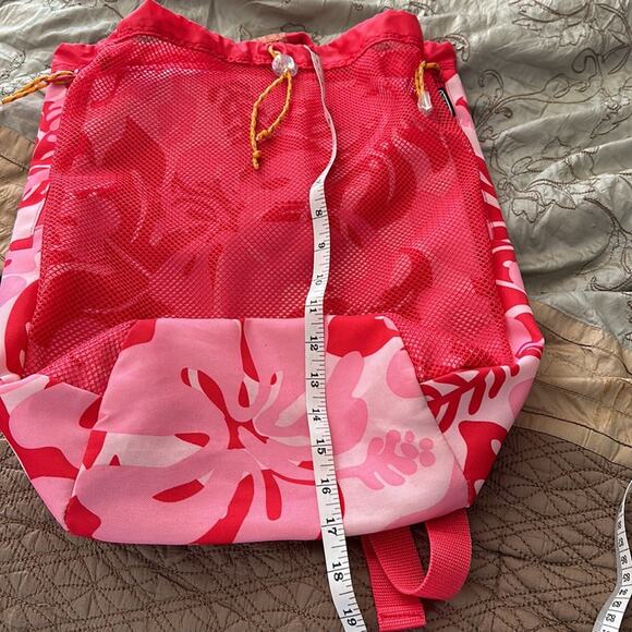 Lands' End | Floral Mesh Cinch Closure Backpack w/ Monogram TSP - Picture 14 of 14